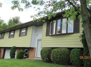 5613A Akron Dr, Harrisburg, PA 17109