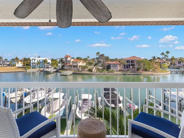 343 Madeira Cir, Tierra Verde, FL 33715