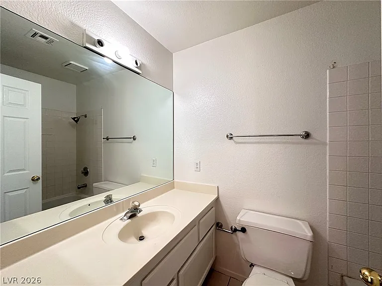 1800 Edmond St #227 — Photo 14