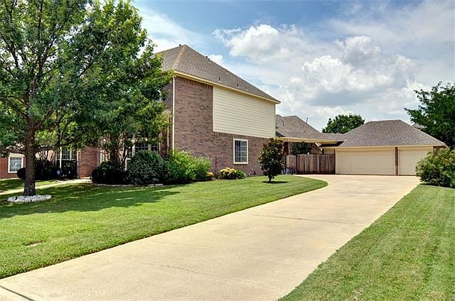 1st image of 1712 Water Lily Dr