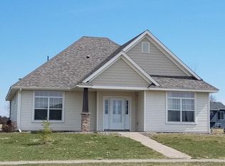 301 Staples Rd, Osceola, WI 54020