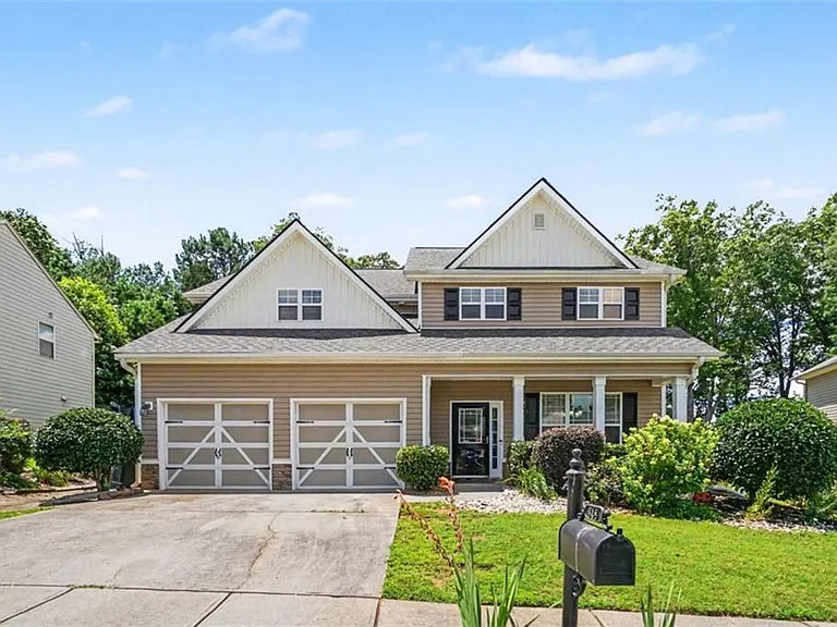 348 Darbys Run Ct — Photo 2