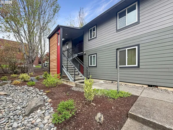 12642 NW Barnes Rd APT 3, Portland, OR 97229