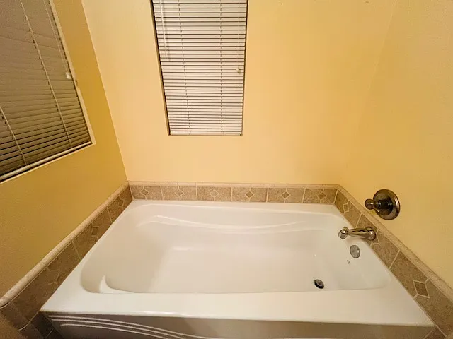 8265 Medford St — Photo 28