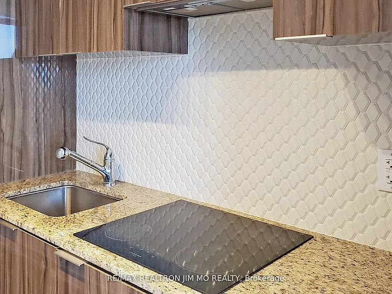 11 Wellesley St W #5510 — Photo 25