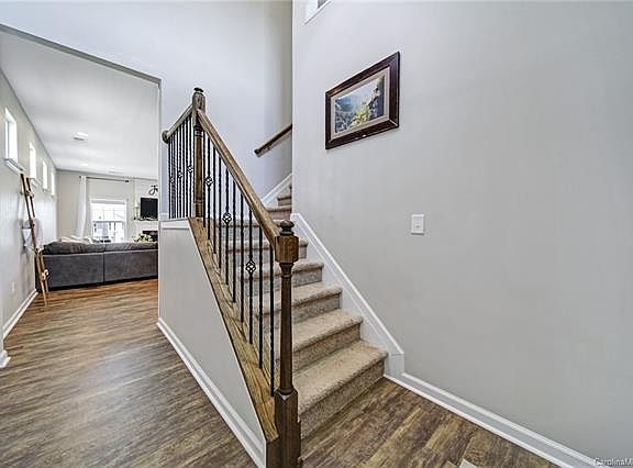4th image of 1710 Trentwood Dr