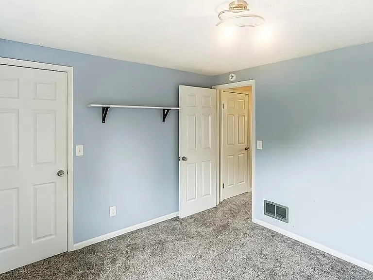 6406 Amber Ct — Photo 21