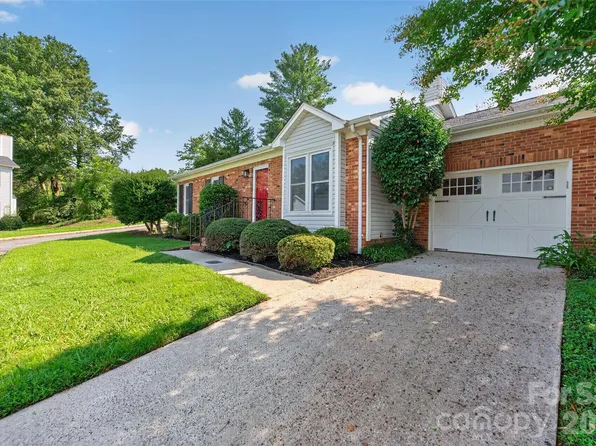 1326 Old Lenoir Rd NW, Hickory, NC 28601