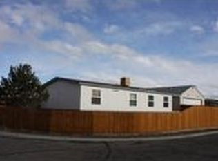 120 Cove Ave, Battle Mountain, NV 89820