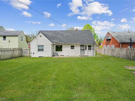 3rd image of 3454 Monticello Blvd