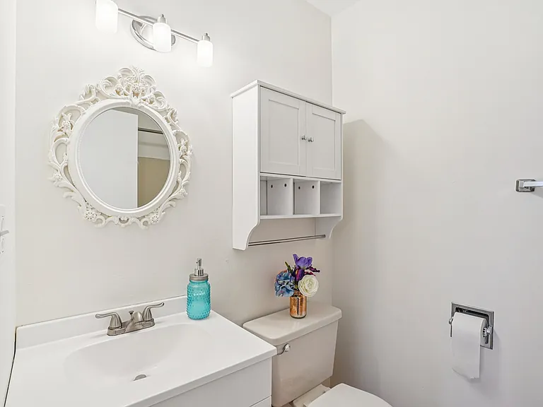35 Desmoines Rd #209 — Photo 19