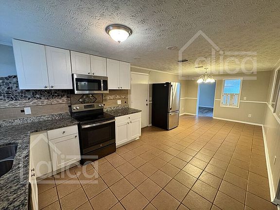 5th image of 8481 Thims Ave