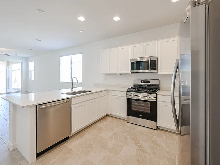 17351 W Gray Fox Trl — Photo 4