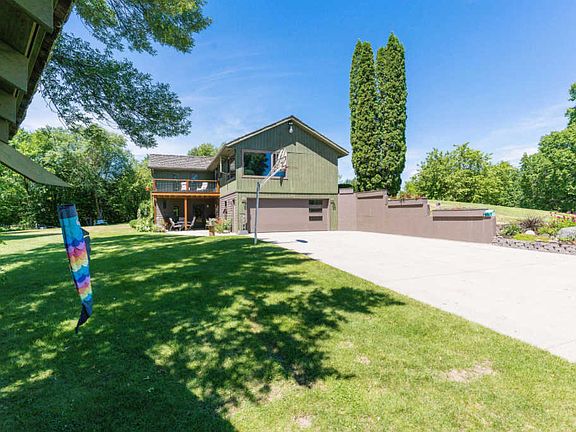 4th image of 29846 Riverview Rd