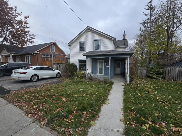 19 Cedar St, Belleville, ON K8P 3L8