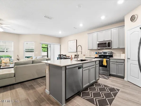 1686 POTTSBURG POINT Drive, Jacksonville, FL 32207