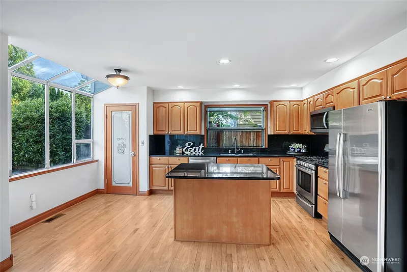 Thumbnail 14