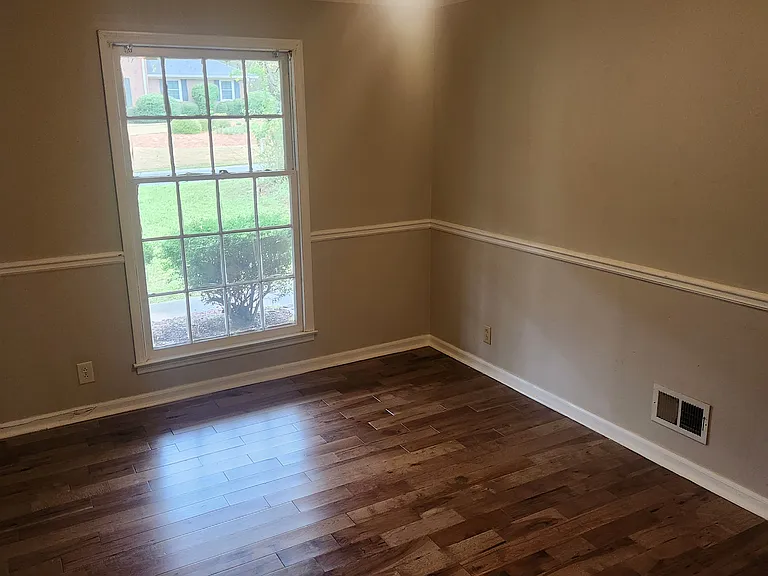 4748 N Stratford Oaks Dr — Photo 2