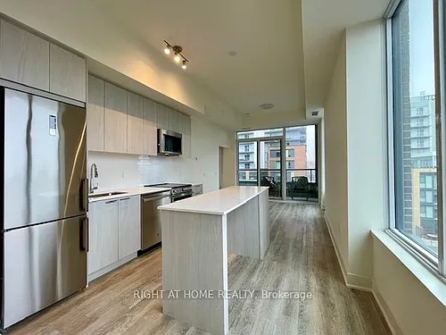 185 Deerfield Rd #404 Photo 1