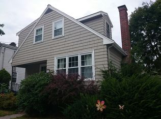 23 Glenellen Rd, West Roxbury, MA 02132