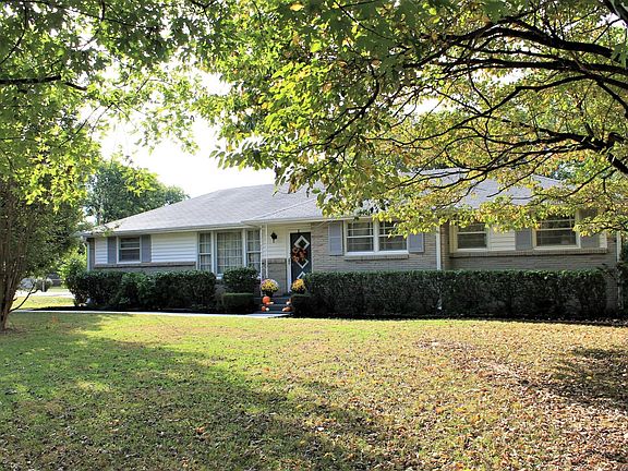 2nd image of 410 Clearview Dr