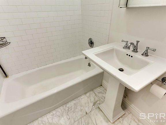 4th image of 66 Madison Ave APT 9G