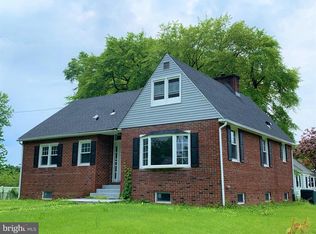 112 N Bellmawr Ave, Bellmawr, NJ 08031