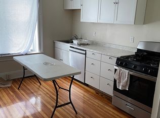305 3rd St #1, Troy, NY 12180