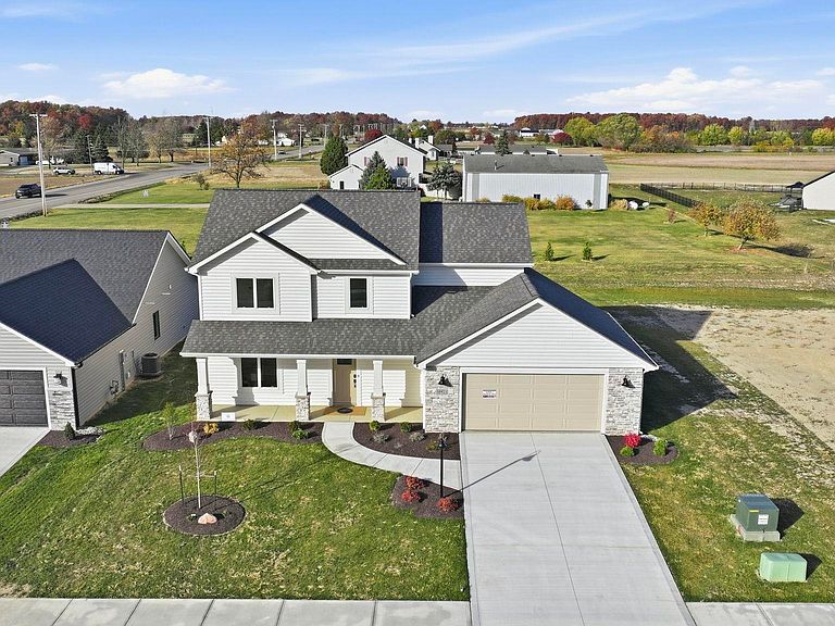 Listing photo 4