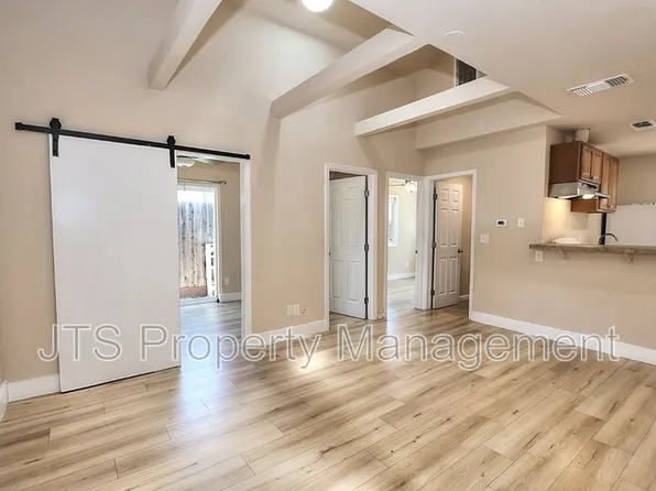 3515 Sue Pam Dr, Carmichael, CA 95608