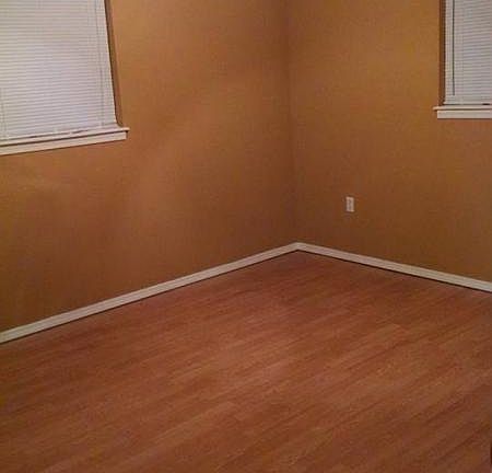 5th image of 867 Belair Dr