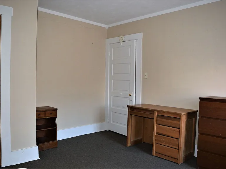 35 S Carpenter Ave — Photo 15