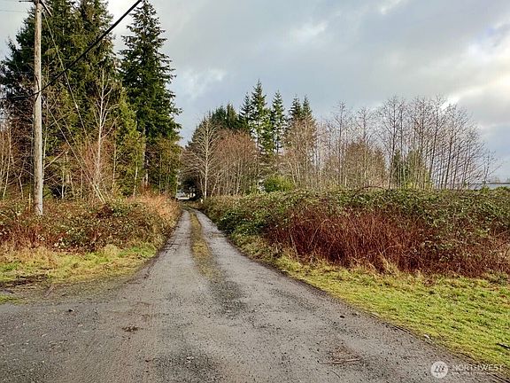 3rd image of 9999 Merchant Road