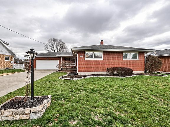 2nd image of 4562 Cavalier Ct