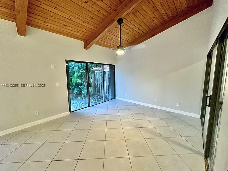 2753 S Parkview Dr — Photo 16