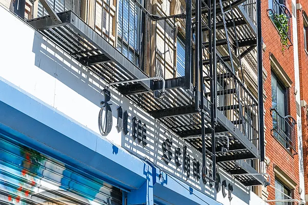 Rented by C & C Apartment Management, LLC | media 17