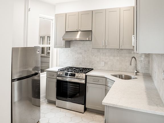 4th image of 315 82nd St #3B