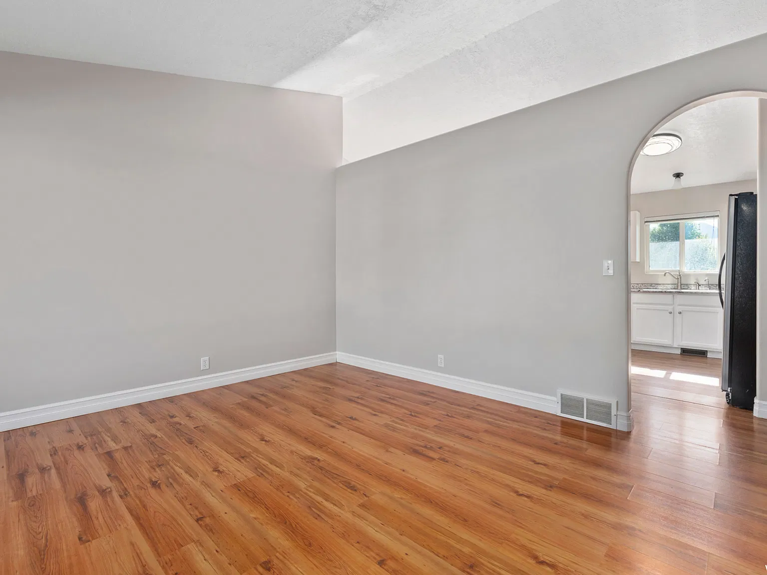 13037 S 2830 W - EB - 1 — Photo 4