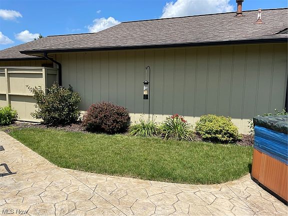 3rd image of 11289 Co Moor Blvd