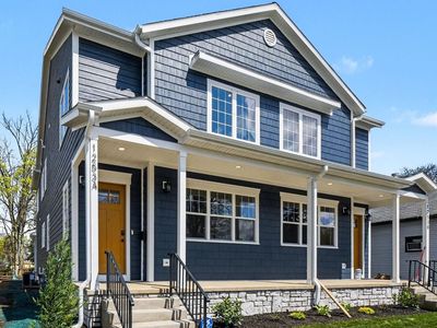 1253 Corby Blvd #A, South Bend, IN, 46617