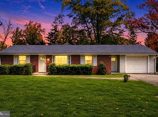 114 Hilltop Rd, Phoenixville, PA 19460