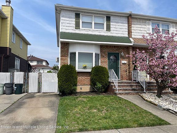 3rd image of 62 Adlai Cir