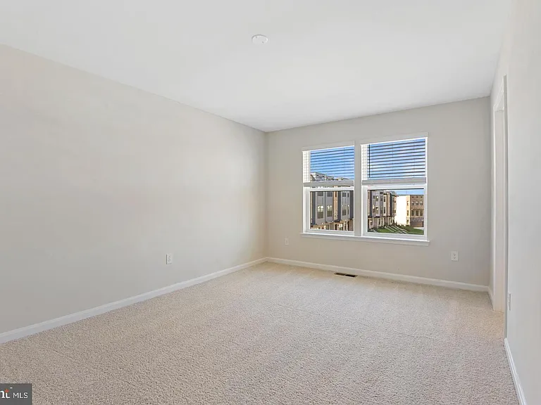 418 Carroll Walk Ave — Photo 15