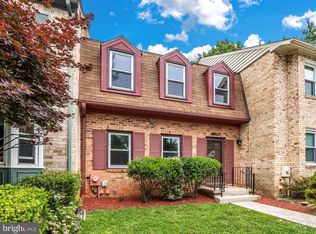 7786 Heatherton Ln, Rockville, MD 20854