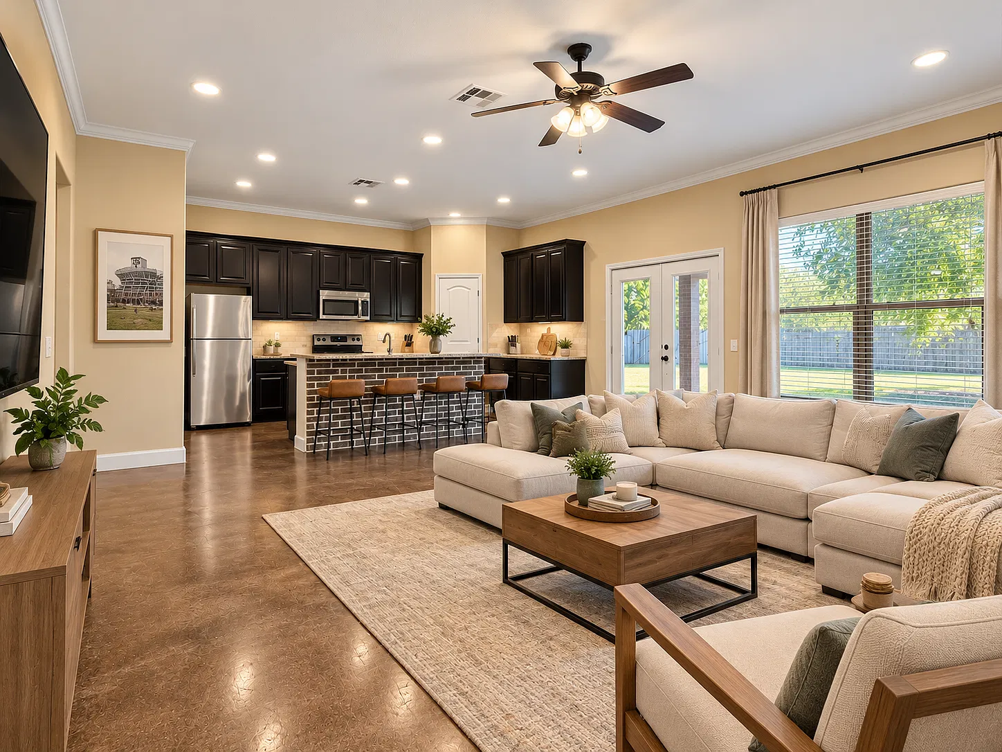 1013 Foster A - 1 — Photo 4