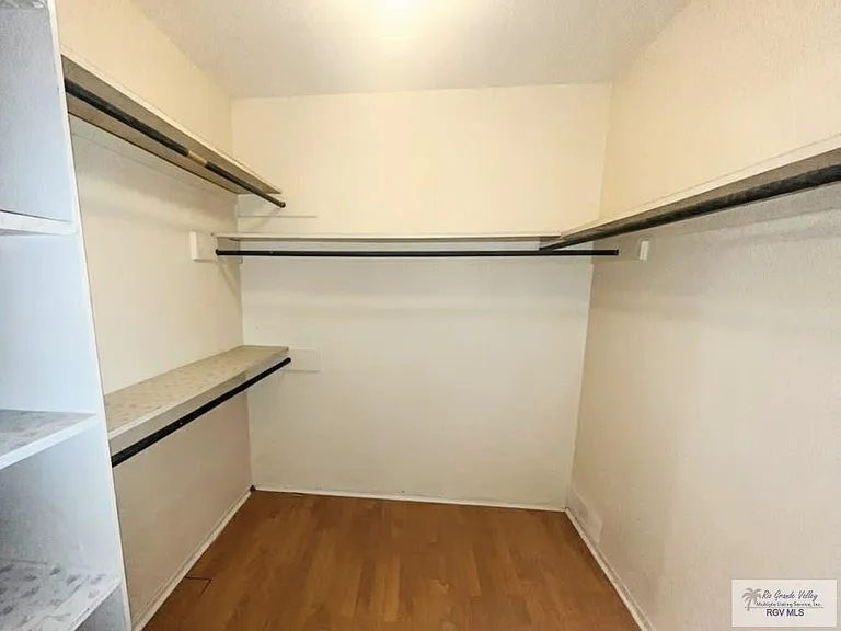 5611 La Estrella Cir — Photo 11