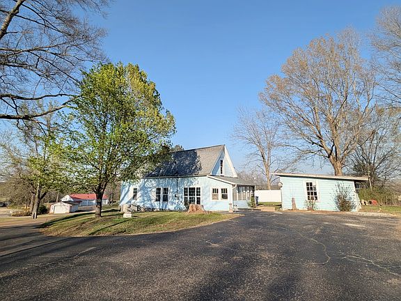 2nd image of 2277 Finger Leapwood Rd