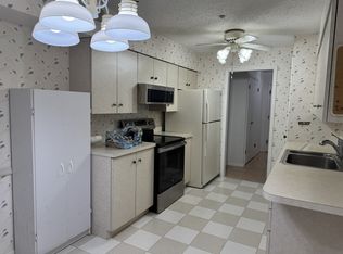 14471 Bantry Ln APT 22, Chesterfield, MO 63017