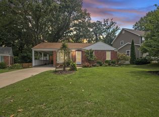 31 Chestnut Hill Ln, Saint Louis, MO