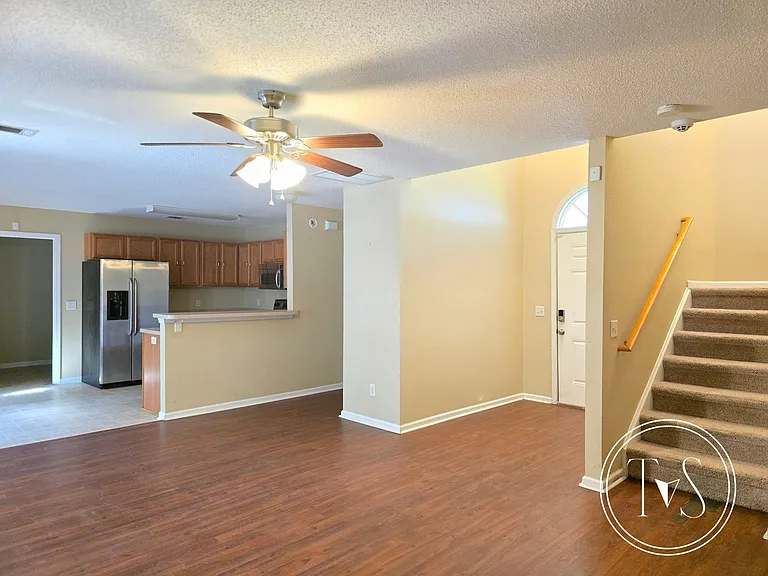 139 Wax Myrtle Ct — Photo 5